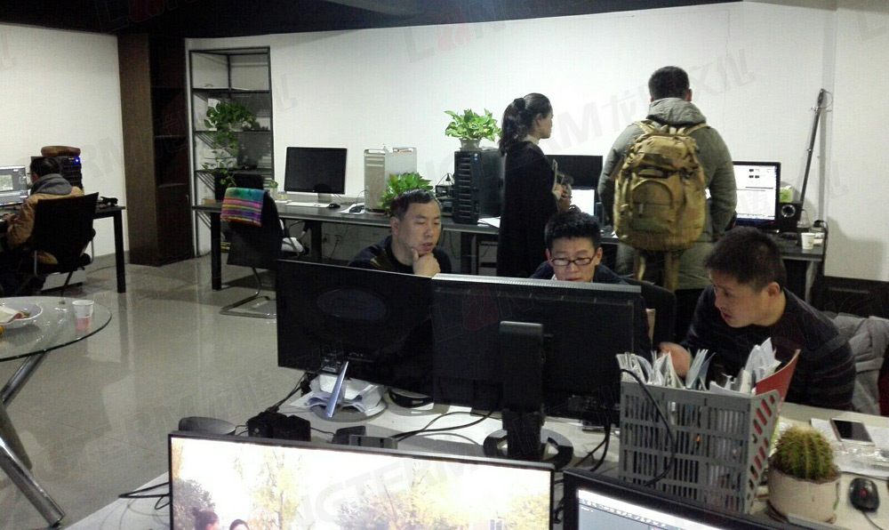 围观：脱贫攻坚  我们在一起