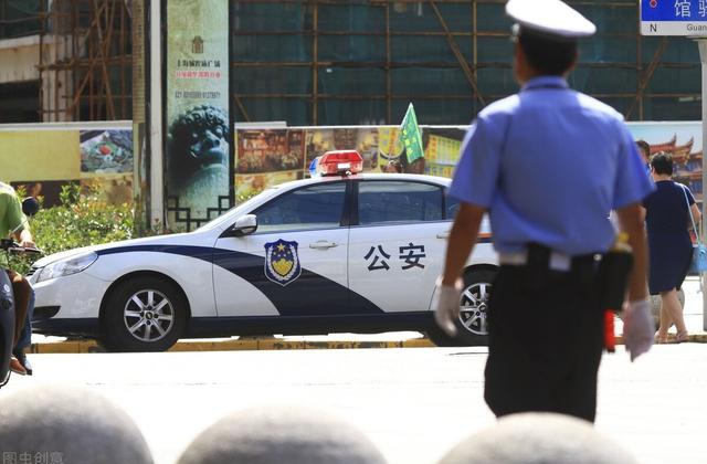 警察专题片怎么拍合适?